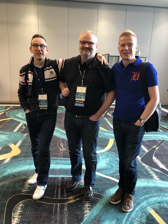 20190521_235646152_iOS